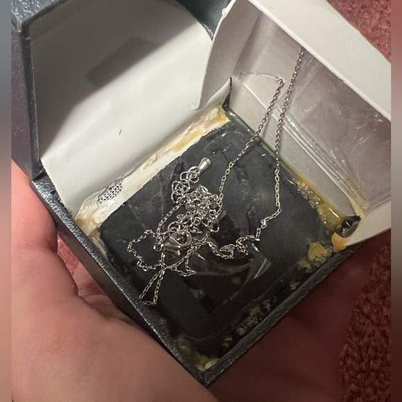 Silver Rounded Necklace - Picture 4 of 4